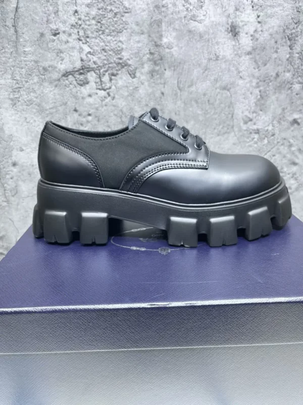 Prada shoes - Reps shoes