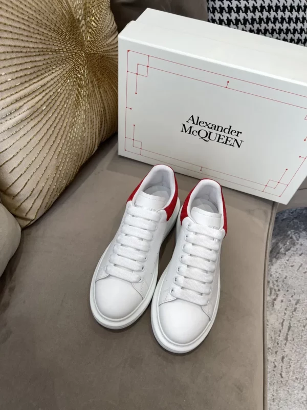 Alexander MCQueen shoes - Replica shoes