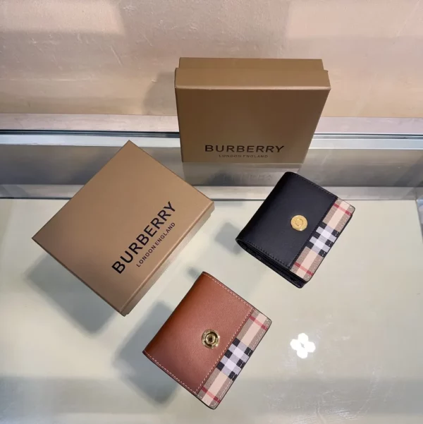 Burberry bag - rep bags