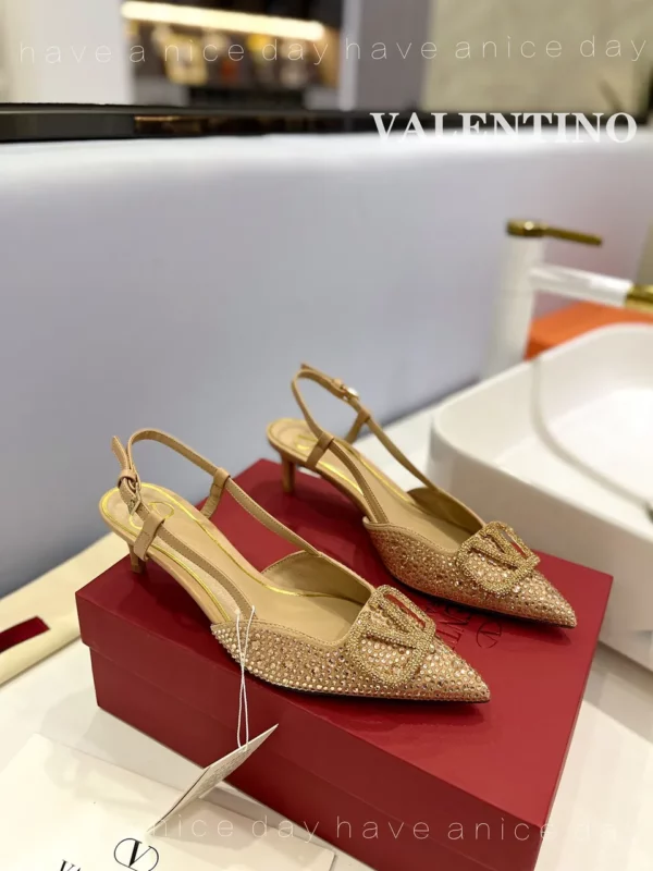 Valentino shoes - Replica shoes