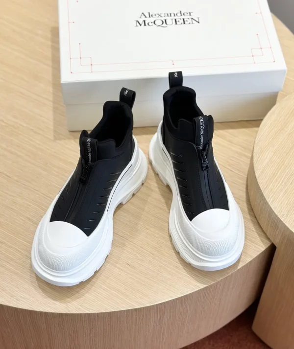 Alexander MCQueen shoes - Replica shoes