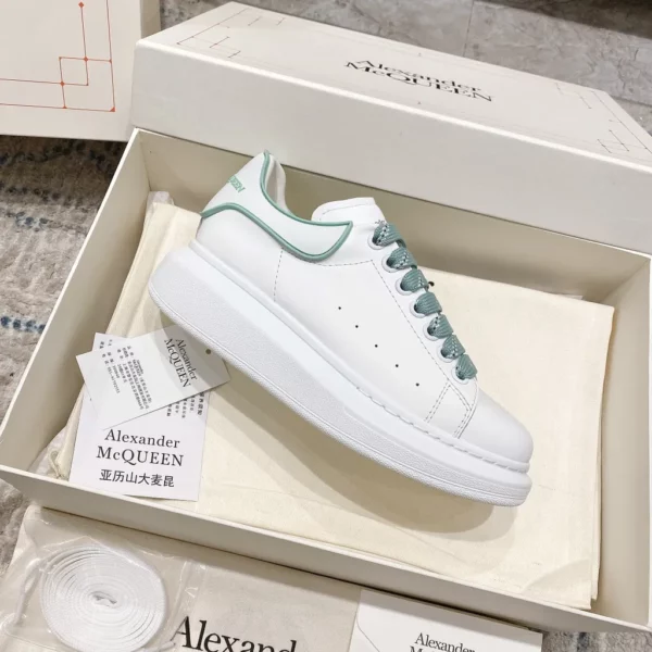 Alexander MCQueen shoes - Reps shoes