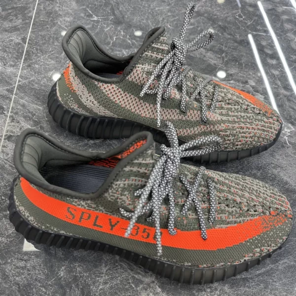 Yeezy shoes - rep shoes