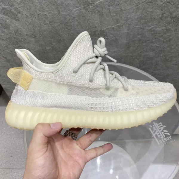 Yeezy shoes - Replica shoes