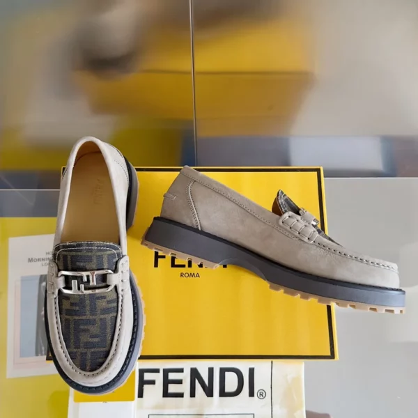 Fendi shoes - Replica shoes