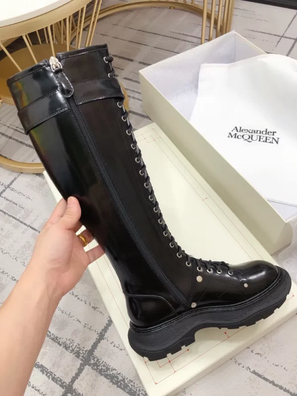 Alexander MCQueen shoes - Replica shoes