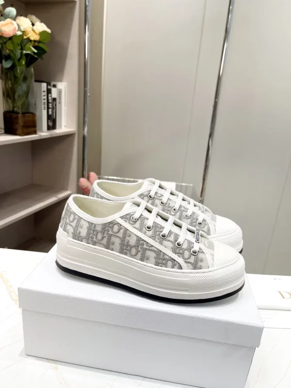 Dior shoes - Reps shoes