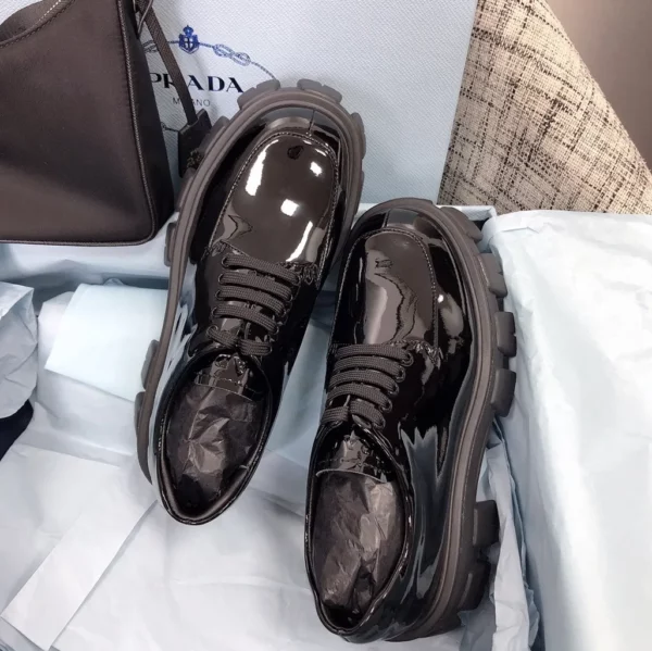 Prada shoes - Reps shoes