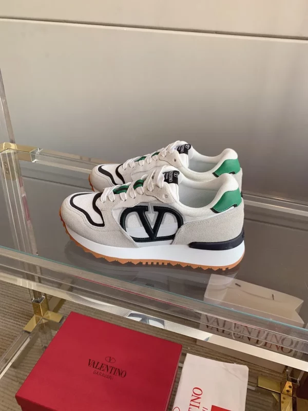 Valentino shoes - Replica shoes