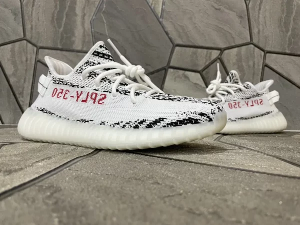 Yeezy shoes - rep shoes