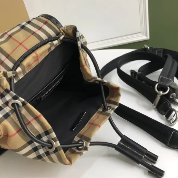 Burberry bag - replica bags