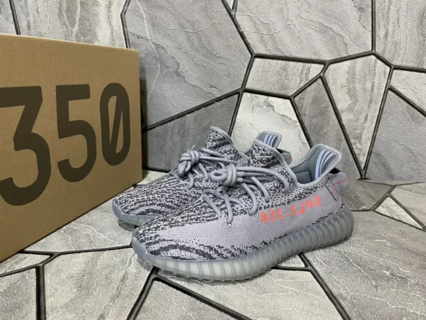 Yeezy shoes - Replica shoes