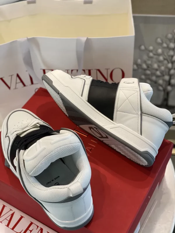 Valentino shoes - Replica shoes