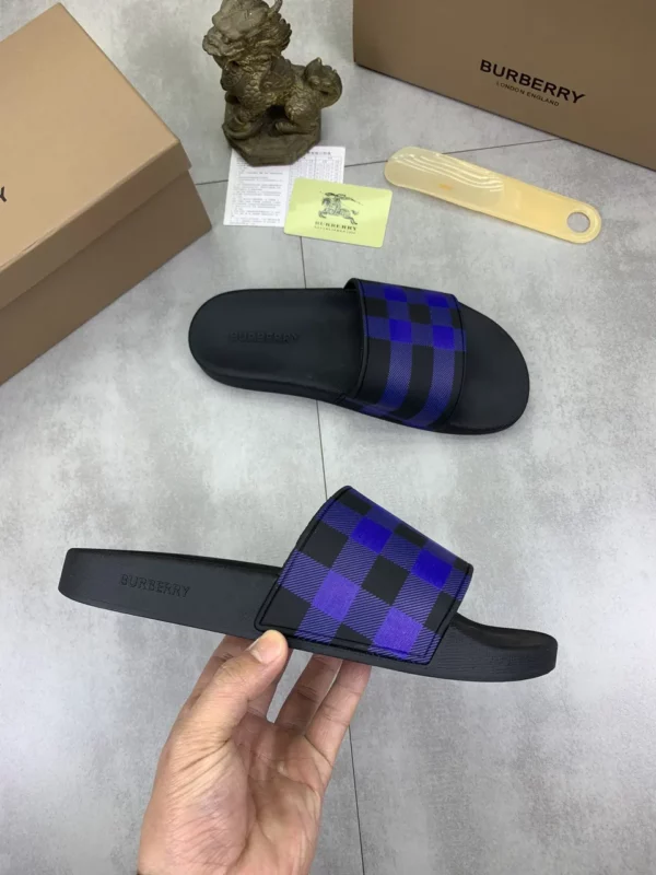 Burberry shoes - Replica shoes