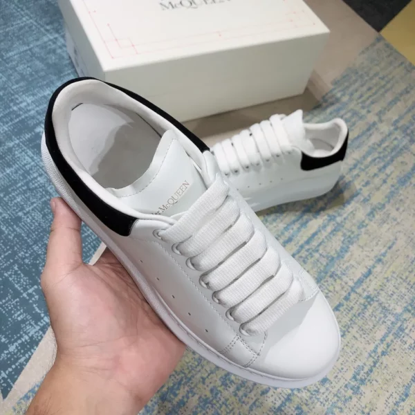 Alexander MCQueen shoes - rep shoes