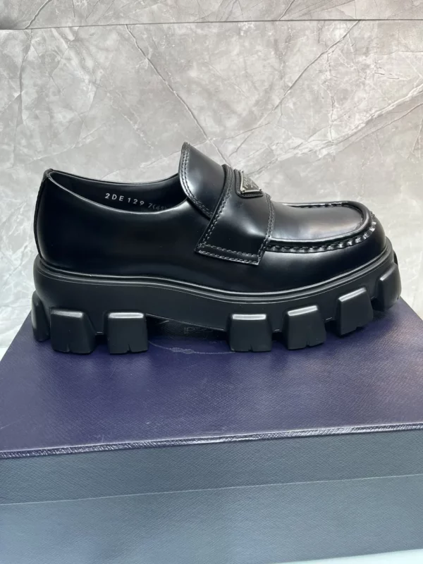 Prada shoes - Replica shoes