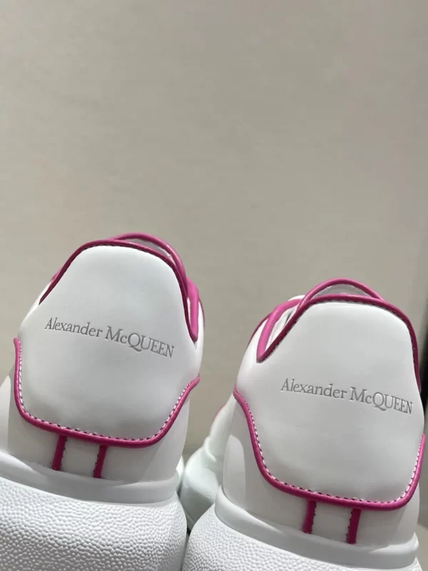 Alexander MCQueen shoes - Replica shoes