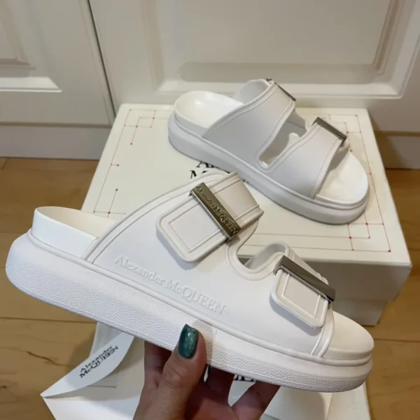 Alexander MCQueen shoes - rep shoes