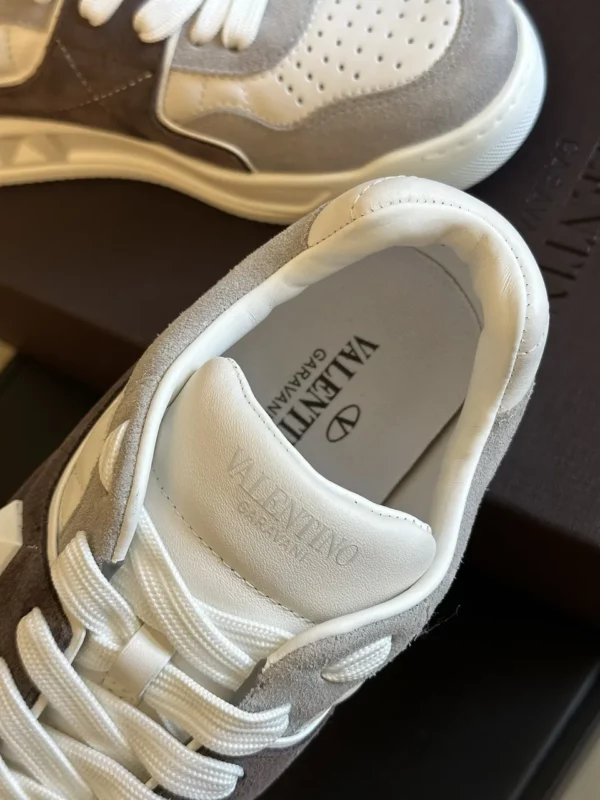 Valentino shoes - Replica shoes