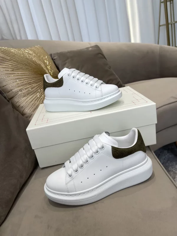 Alexander MCQueen shoes - rep shoes