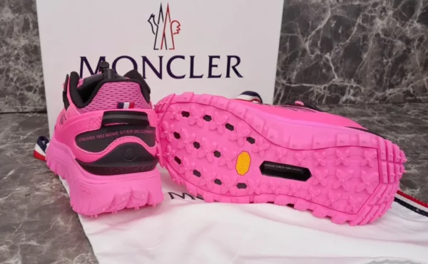 Moncler shoes - Replica shoes