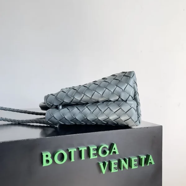 Bottega Veneta bag - replica bags