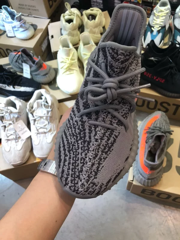 Yeezy shoes - rep shoes