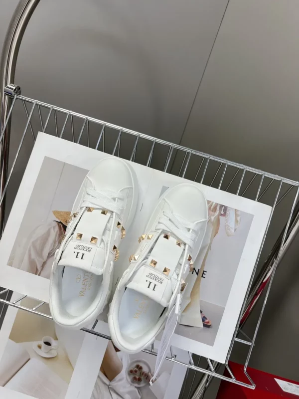 Valentino shoes - Replica shoes