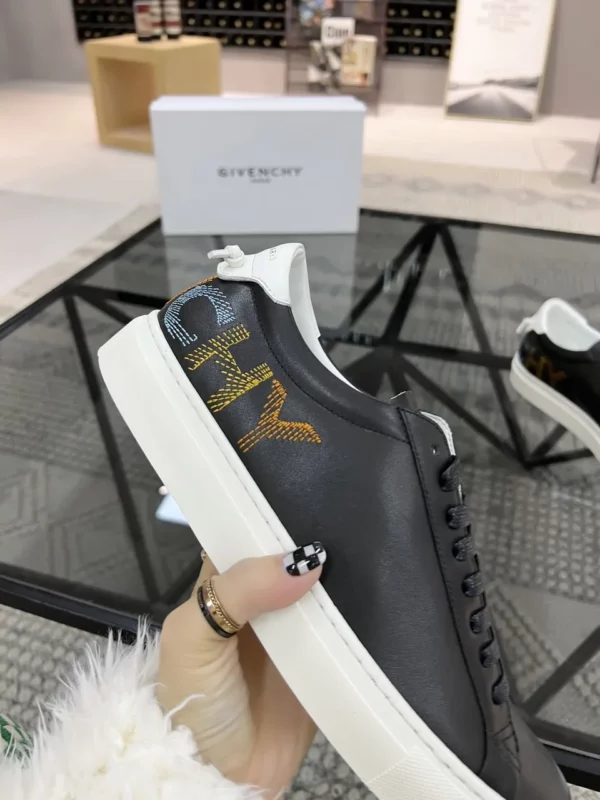 Givenchy shoes - Replica shoes