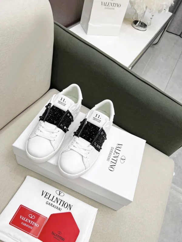 Valentino shoes - Replica shoes