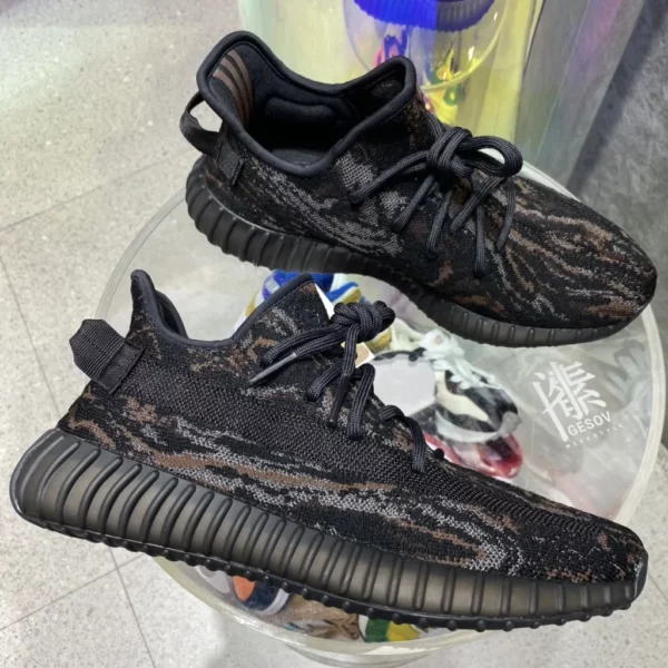 Yeezy shoes - Reps shoes