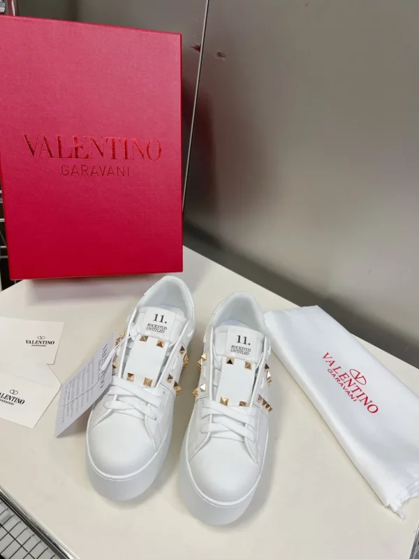 Valentino shoes - Replica shoes