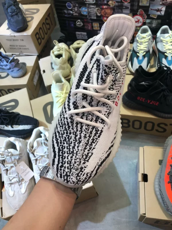 Yeezy shoes - rep shoes