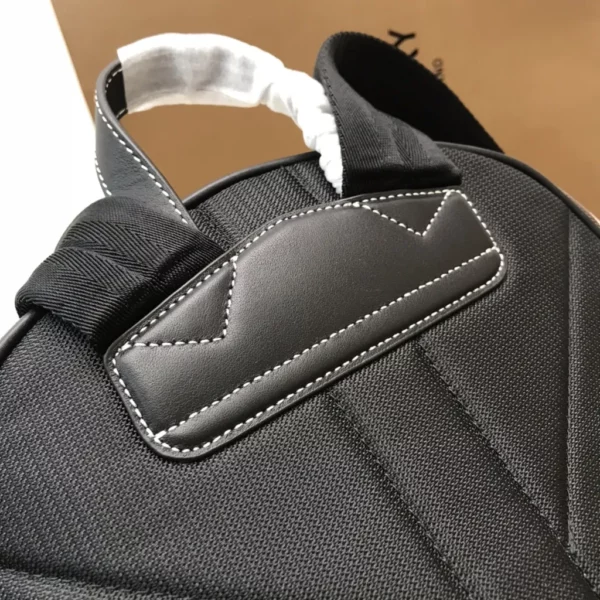 Burberry bag - replica bags