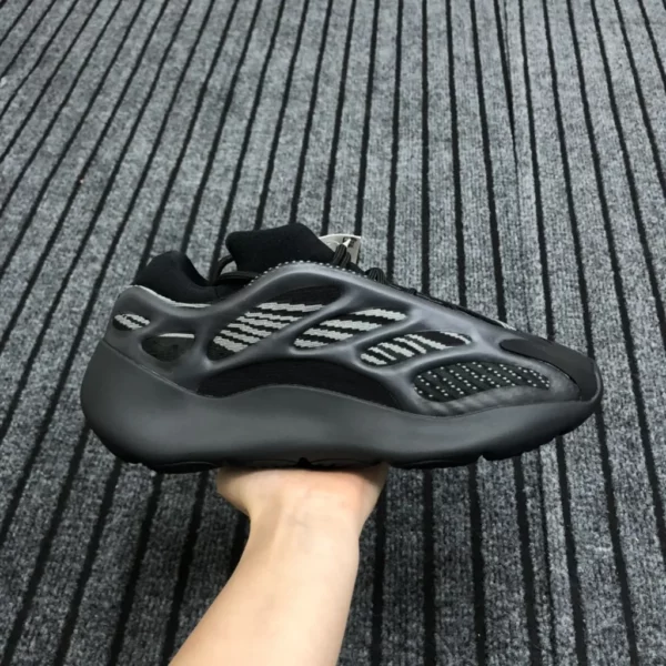 Yeezy shoes - Replica shoes