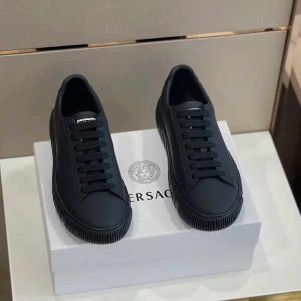 Versace shoes - rep shoes