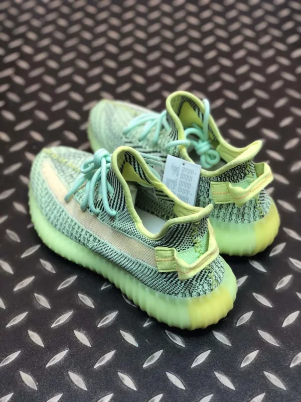 Yeezy shoes - rep shoes