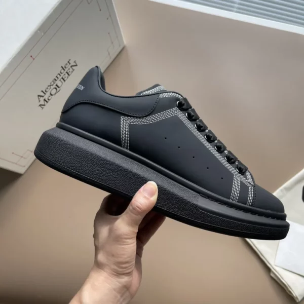 Alexander MCQueen shoes - Reps shoes