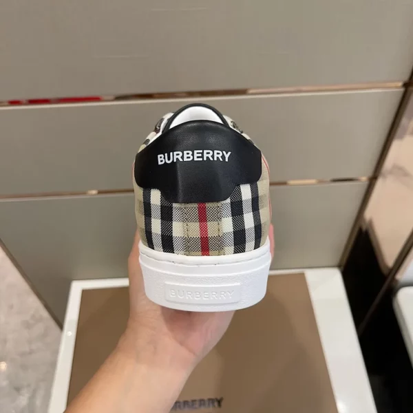 Burberry shoes - Reps shoes