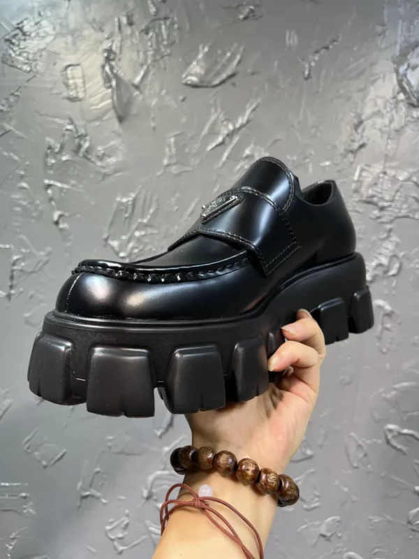 Prada shoes - Replica shoes