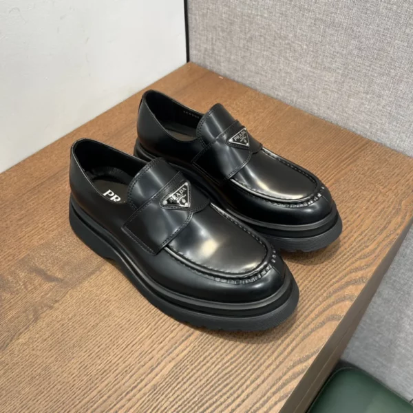 Prada shoes - Replica shoes