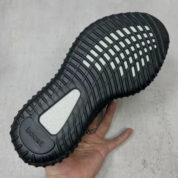 Yeezy shoes - rep shoes