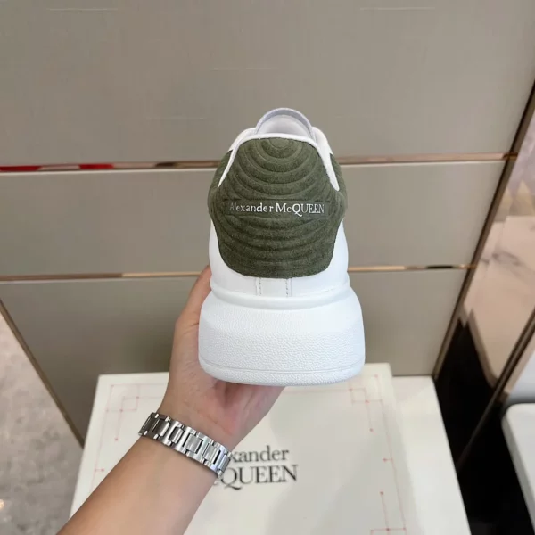 Alexander MCQueen shoes - Replica shoes