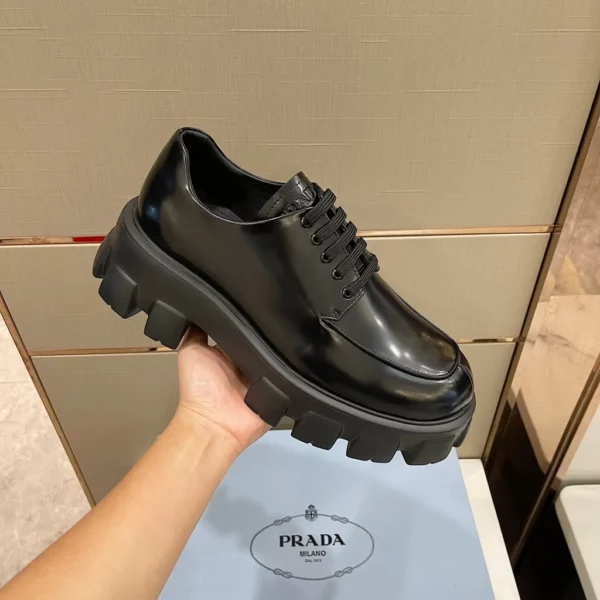 Prada shoes - Replica shoes