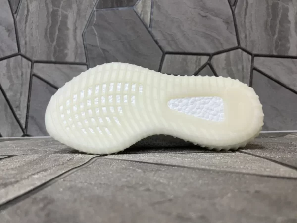 Yeezy shoes - rep shoes