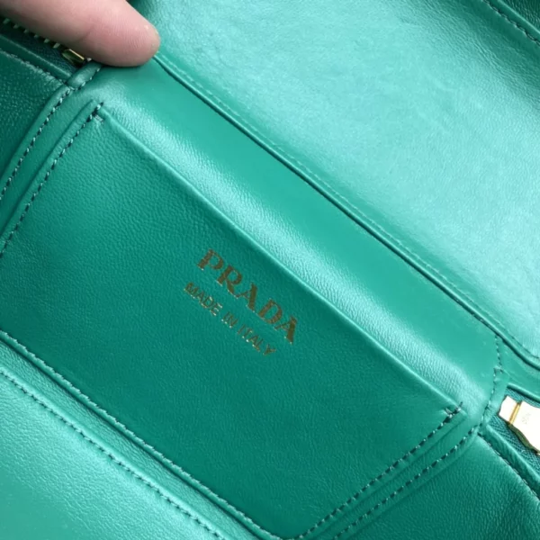 Prada bag - rep bags