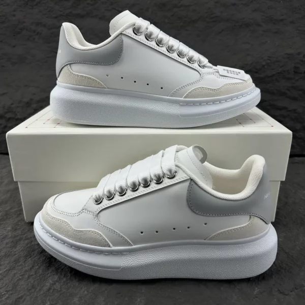 Alexander MCQueen shoes - Replica shoes