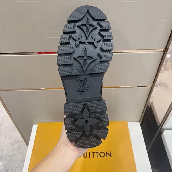 Louis Vuitton shoes - louis vuitton replica shoes