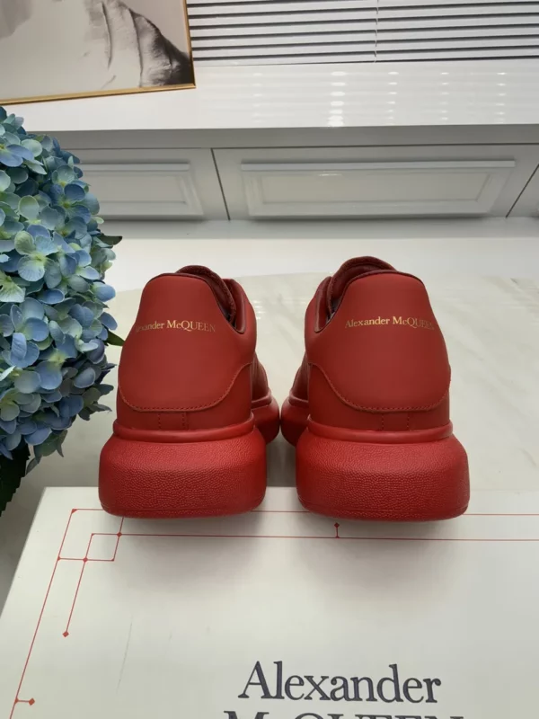 Alexander MCQueen shoes - rep shoes