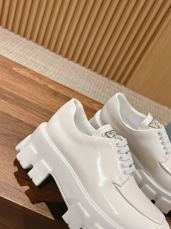 Prada shoes - Replica shoes